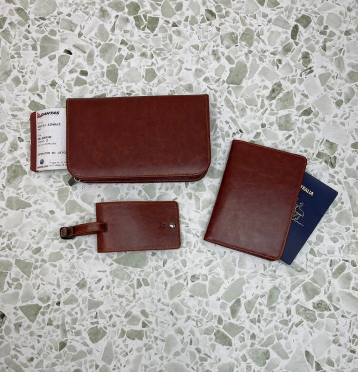 Annabel Trends Gentlemans Passport Holder