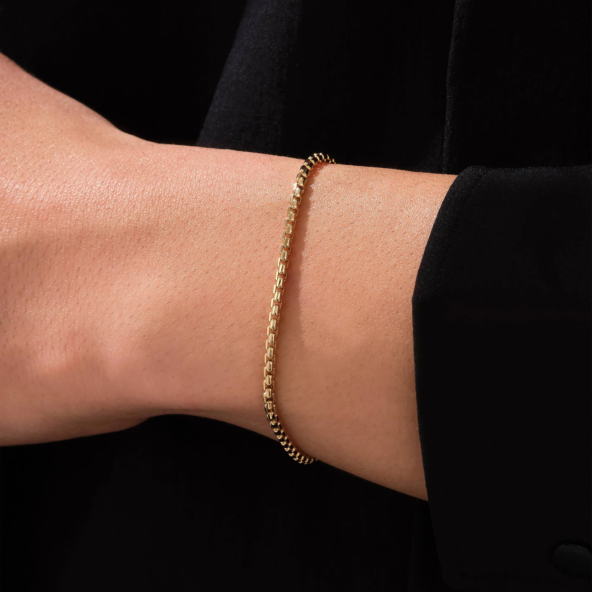 Box Chain Bracelet in Gold