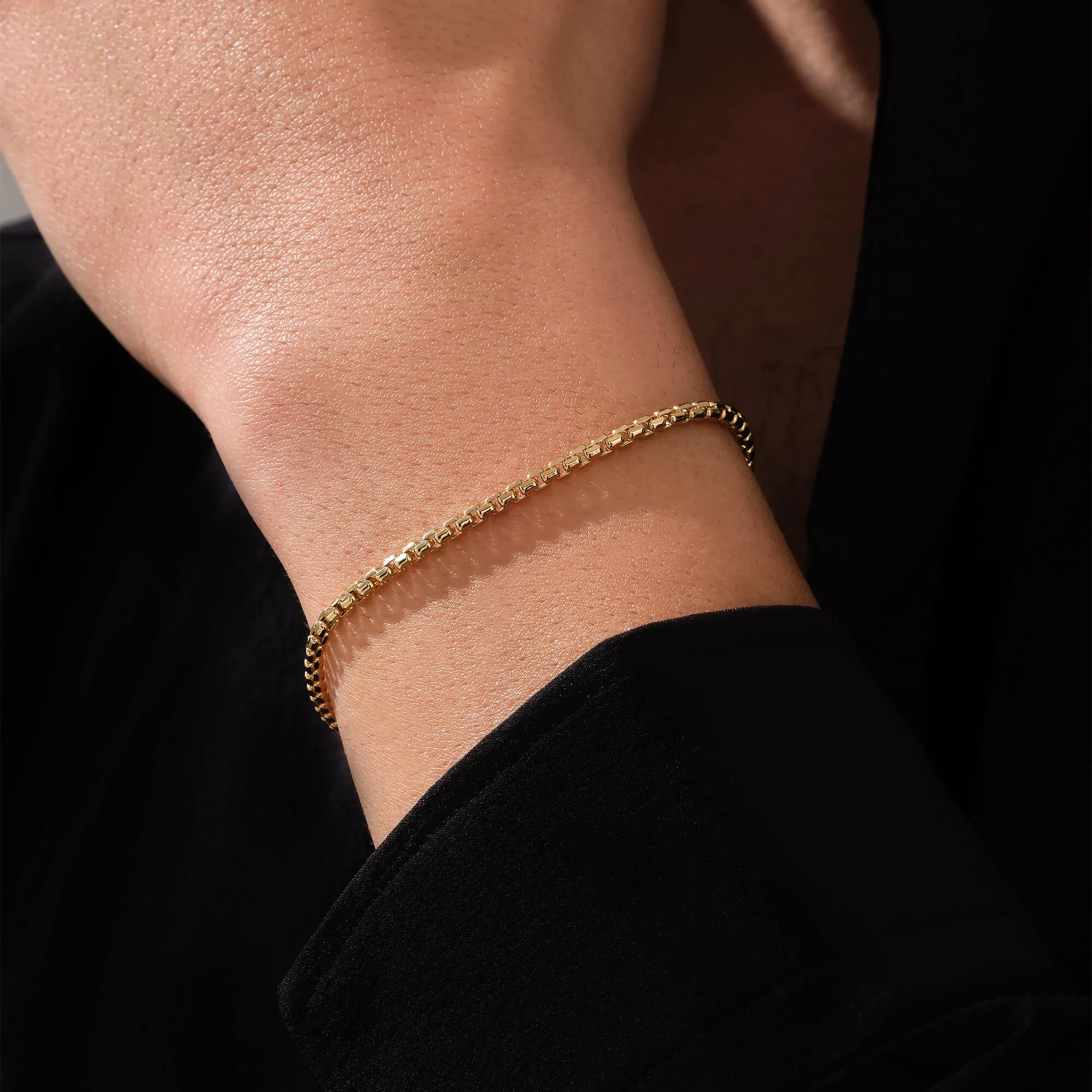 Box Chain Bracelet in Gold