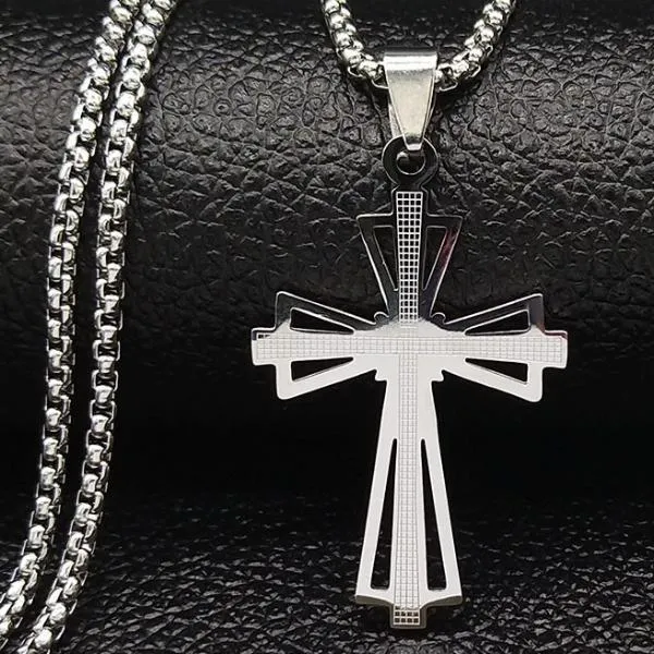 Classy Men Silver Designer Templar Cross Pendant Necklace