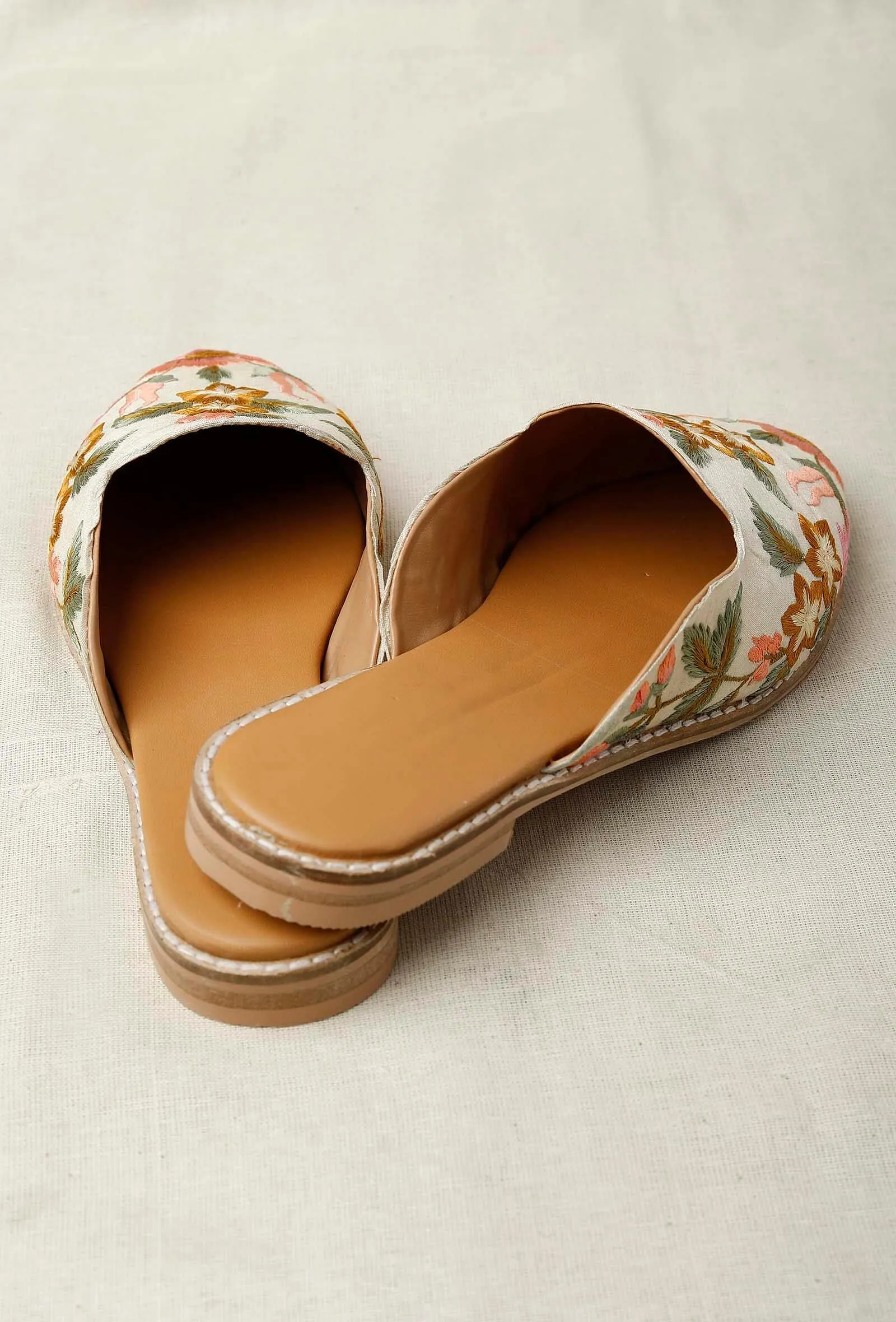 Floral Embroidered White Dupion Silk Mules