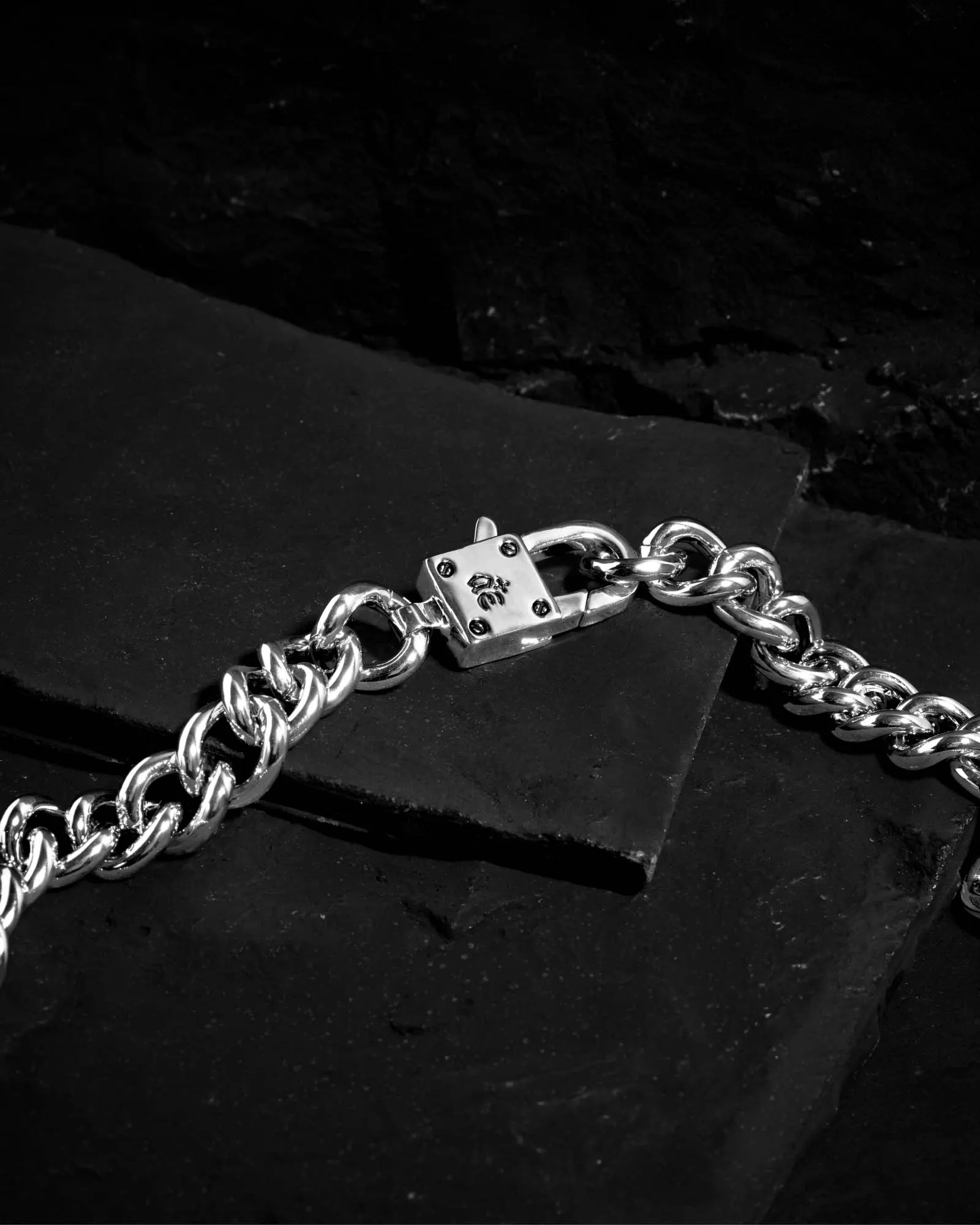 Sync Chain Necklace